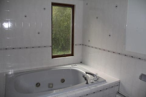 136 Nokomis Rd, Hingham, MA 02043 photo 15