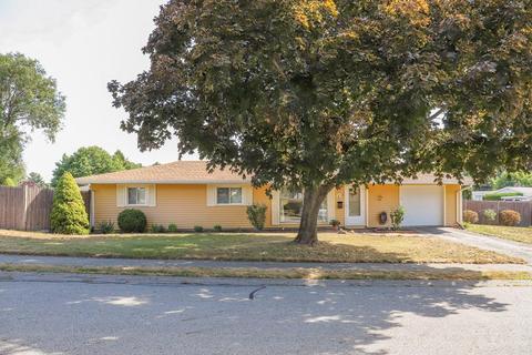 11 Exeter Rd, Beverly, MA 01915 photo 1