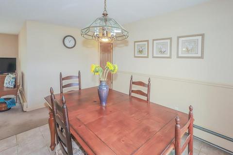11 Exeter Rd, Beverly, MA 01915 photo 6