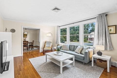 45 Field Pond Dr, Reading, MA 01867 photo 5