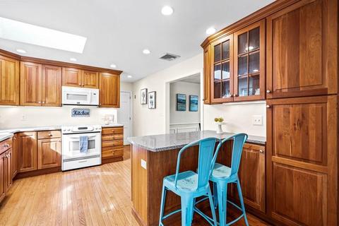 45 Field Pond Dr, Reading, MA 01867 photo 15