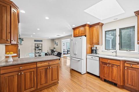 45 Field Pond Dr, Reading, MA 01867 photo 16