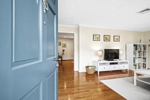 45 Field Pond Dr, Reading, MA 01867 photo 3