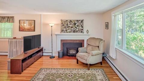 74 Gregory Rd, Framingham, MA 01701 photo 8