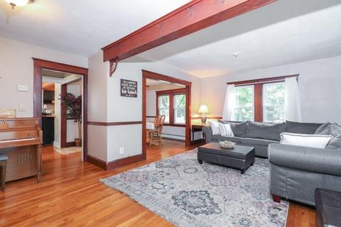 73 E Bacon St, Plainville, MA 02762 photo 5
