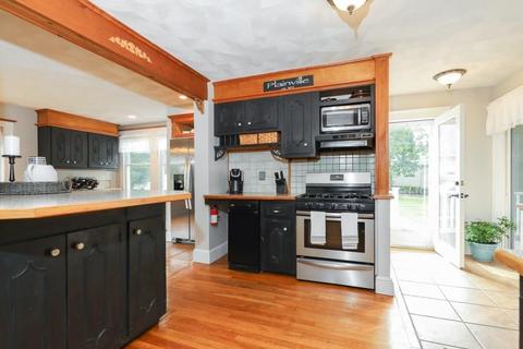 73 E Bacon St, Plainville, MA 02762 photo 11