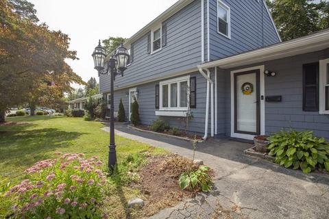 18 Mcdevitt Rd, Randolph, MA 02368 photo 3