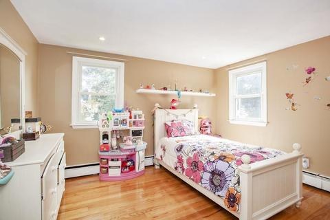 18 Mcdevitt Rd, Randolph, MA 02368 photo 16