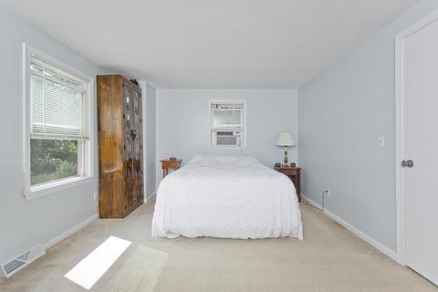 60 Bairdcrest Rd, Springfield, MA 01118 photo 16