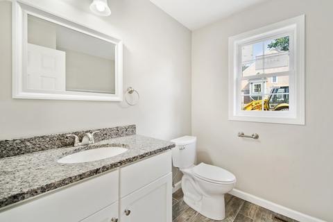 42 Chase Ave, Springfield, MA 01108 photo 14