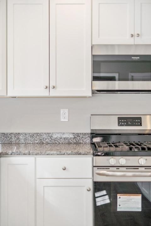 42 Chase Ave, Springfield, MA 01108 photo 8