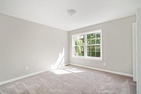 42 Chase Ave, Springfield, MA 01108 photo 20