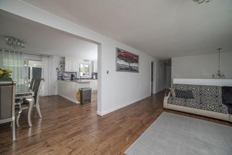 102 Winthrop St, Chicopee, MA 01020 photo 16