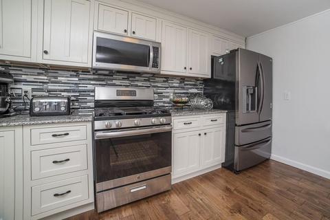 102 Winthrop St, Chicopee, MA 01020 photo 21