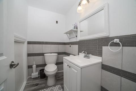 102 Winthrop St, Chicopee, MA 01020 photo 32
