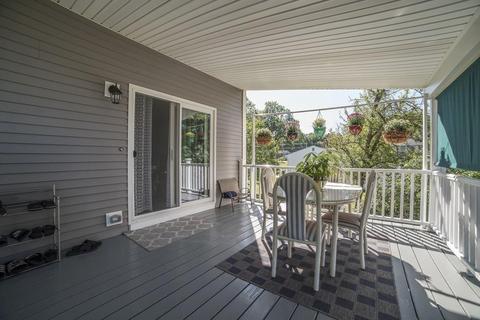 102 Winthrop St, Chicopee, MA 01020 photo 8