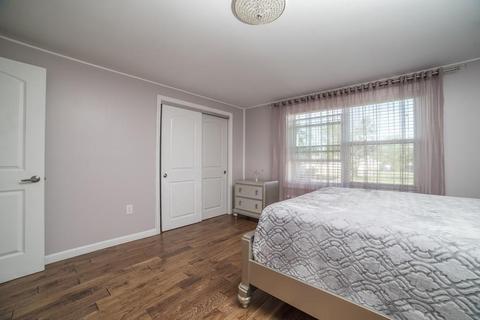 102 Winthrop St, Chicopee, MA 01020 photo 27