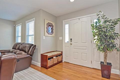 555 Detroit, Fall River, MA 02721 photo 6
