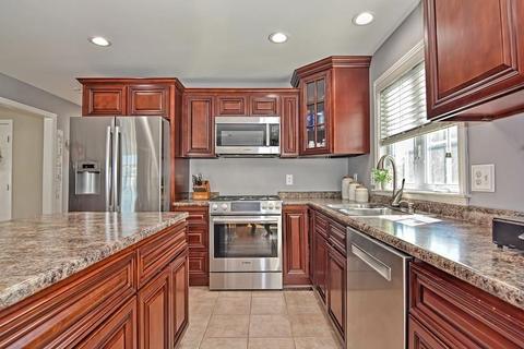 555 Detroit, Fall River, MA 02721 photo 13