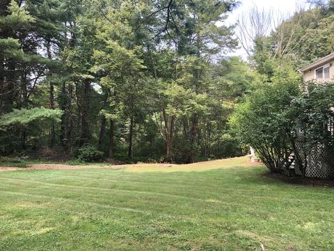 61 Grove St, Upton, MA 01568 photo 4