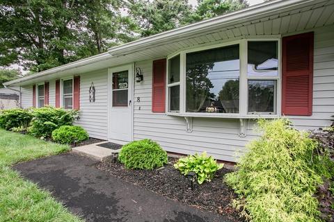 8 Wright Ln, Wareham, MA 02571 photo 3