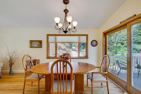 13 Berkeley Rd, Framingham, MA 01701 photo 9