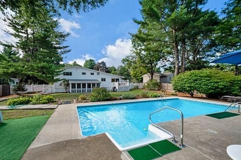 13 Berkeley Rd, Framingham, MA 01701 photo 1