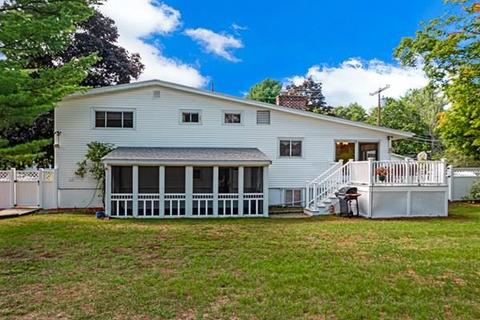 13 Berkeley Rd, Framingham, MA 01701 photo 24