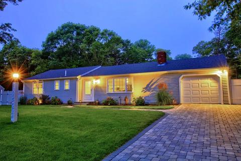 367 Nottingham Dr, Barnstable, MA 02632 photo 1