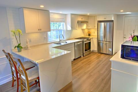 367 Nottingham Dr, Barnstable, MA 02632 photo 13