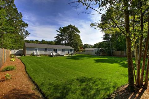 367 Nottingham Dr, Barnstable, MA 02632 photo 8