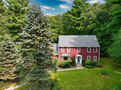 58 South St, Upton, MA 01568 photo 2