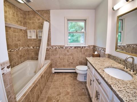 58 South St, Upton, MA 01568 photo 25