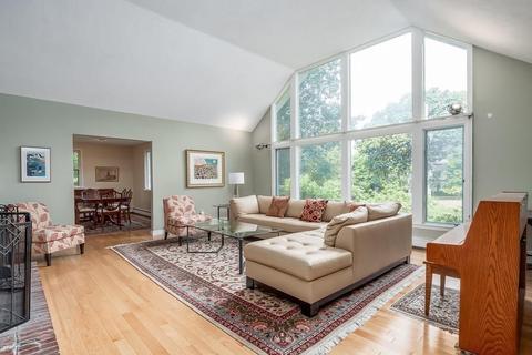 8 Paddock Ln, Lexington, MA 02421 photo 10