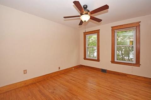 35 Standish St, Worcester, MA 01604 photo 19