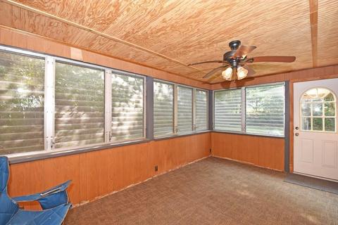 35 Standish St, Worcester, MA 01604 photo 24