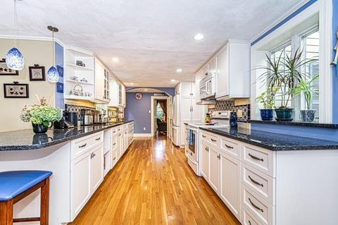 58 Bear Hill Rd, Reading, MA 01867 photo 6