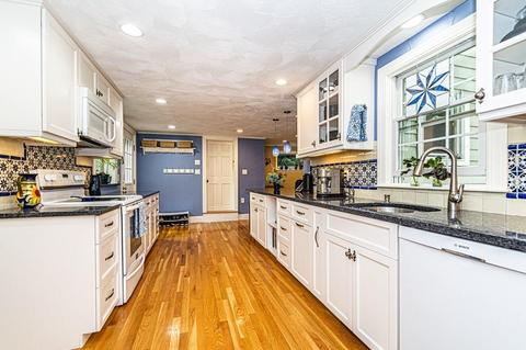 58 Bear Hill Rd, Reading, MA 01867 photo 8