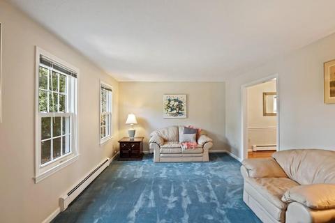 39 Ross Ave, Millis, MA 02054 photo 12