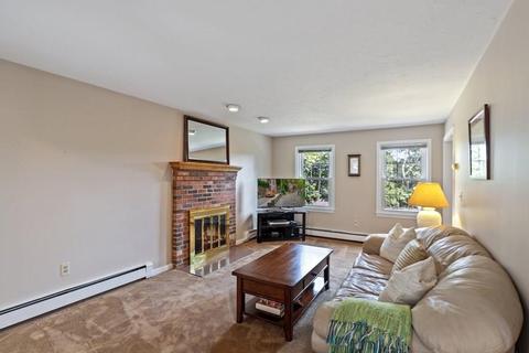 39 Ross Ave, Millis, MA 02054 photo 9
