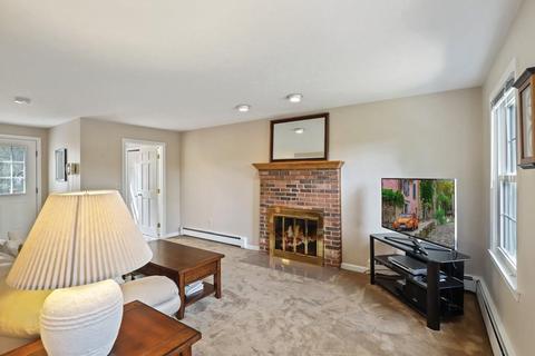 39 Ross Ave, Millis, MA 02054 photo 10