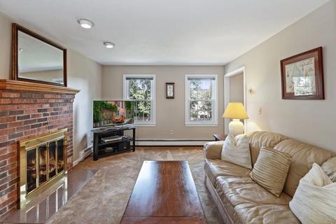39 Ross Ave, Millis, MA 02054 photo 8