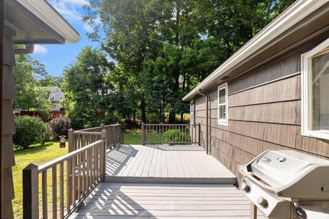 15 Herbert Rd, Worcester, MA 01602 photo 41
