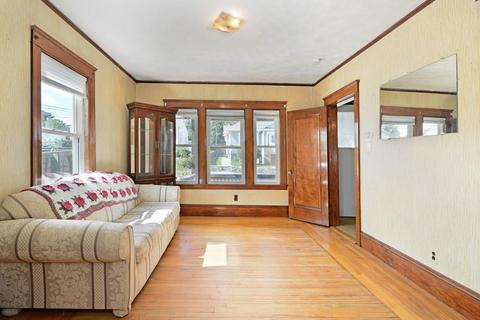 13 Benedict Rd, Worcester, MA 01604 photo 10