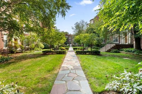 139 Beaconsfield Rd #2, Brookline, MA 02445 photo 3
