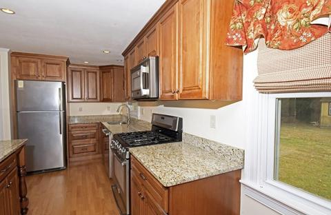 20 Pine Tree Dr, Middleboro, MA 02346 photo 11