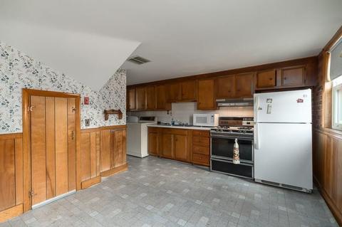 192 Washington St, Gloucester, MA 01930 photo 8
