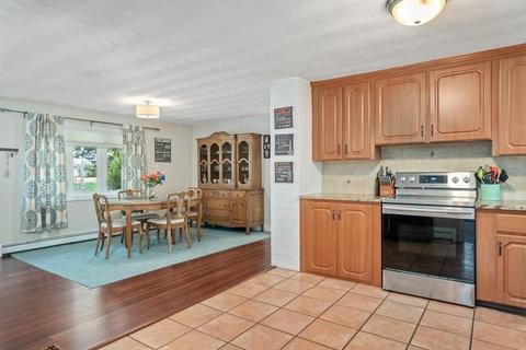 11 Springhill Rd, Framingham, MA 01701 photo 6