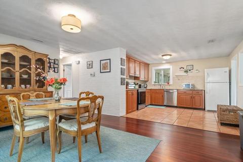 11 Springhill Rd, Framingham, MA 01701 photo 3