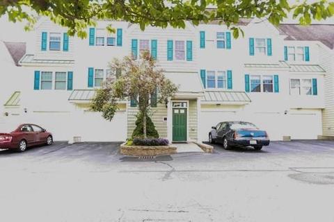 35 Collins St #93, Danvers, MA 01923 photo 2
